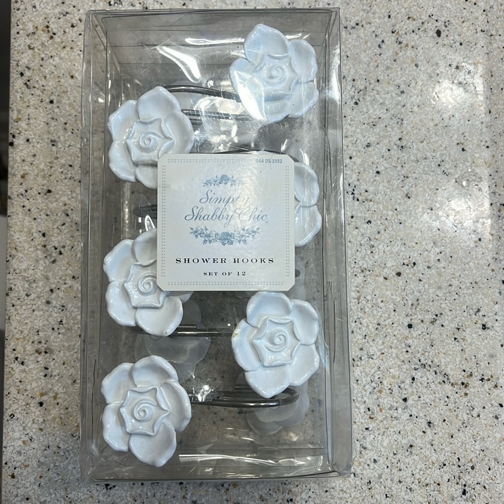 Simply Shabby Chic white flower shower hooks